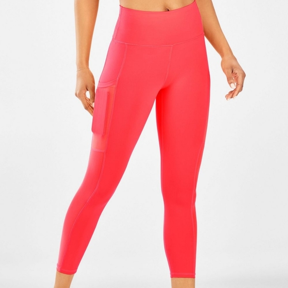 Fabletics Pants - Fabletics Hot Pink Mila Pocket On-The-Go PowerHold High-Waisted Capri XL NWT